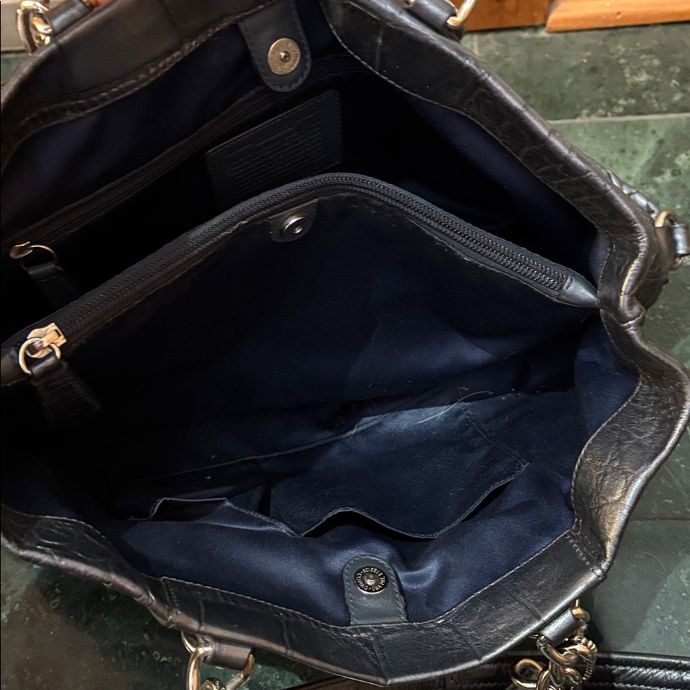 Coach Pewter Croc-Embossed metallic Shoulder Bag and Wallet - Picture 5 of 6